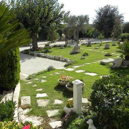 Trullicolarossa Villa Alberobello Buitenkant foto