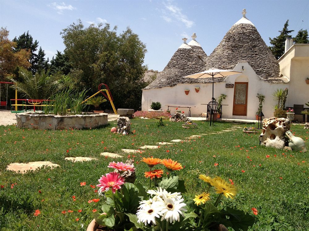 Trullicolarossa Villa Alberobello Buitenkant foto