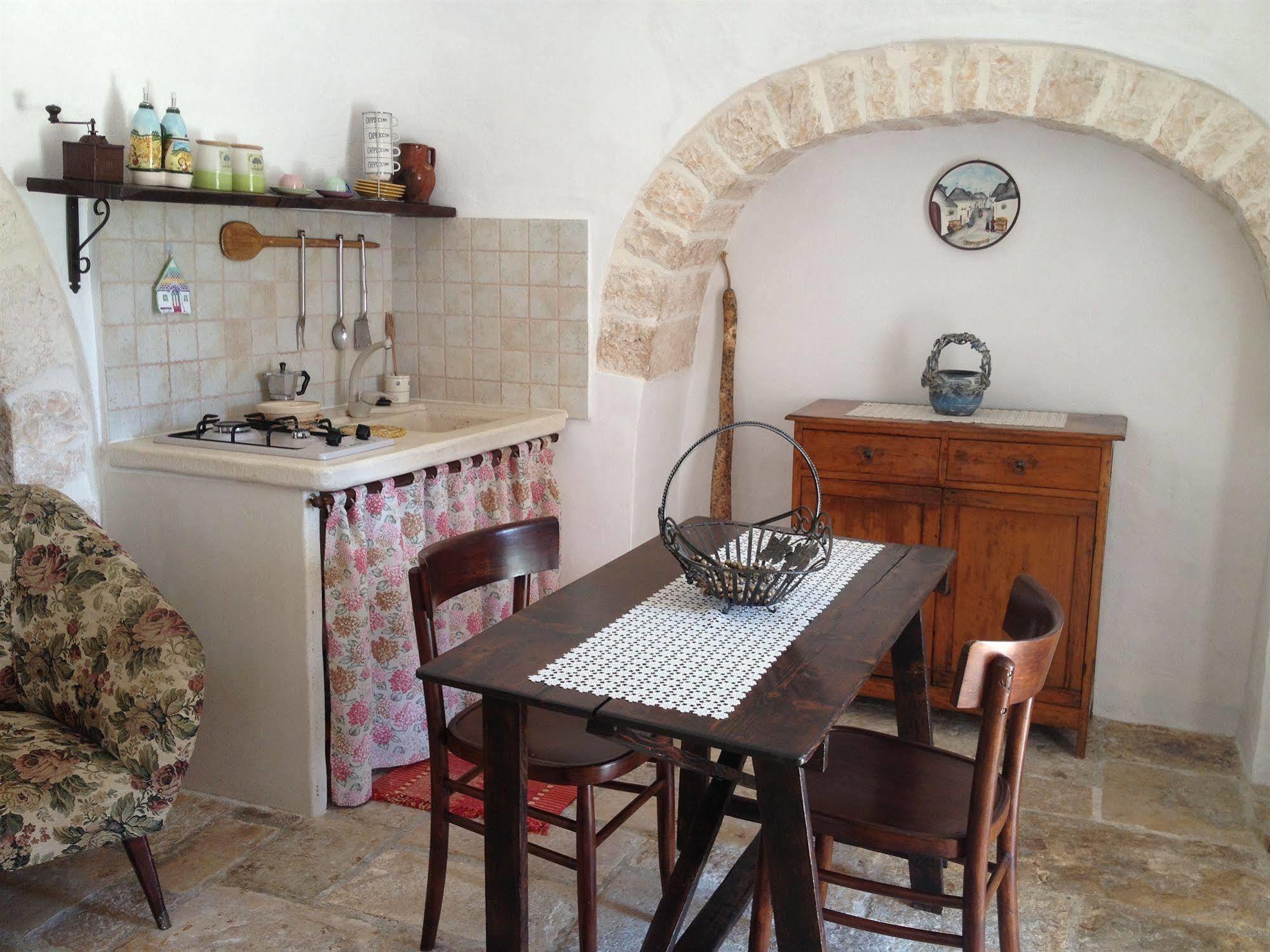 Trullicolarossa Villa Alberobello Buitenkant foto