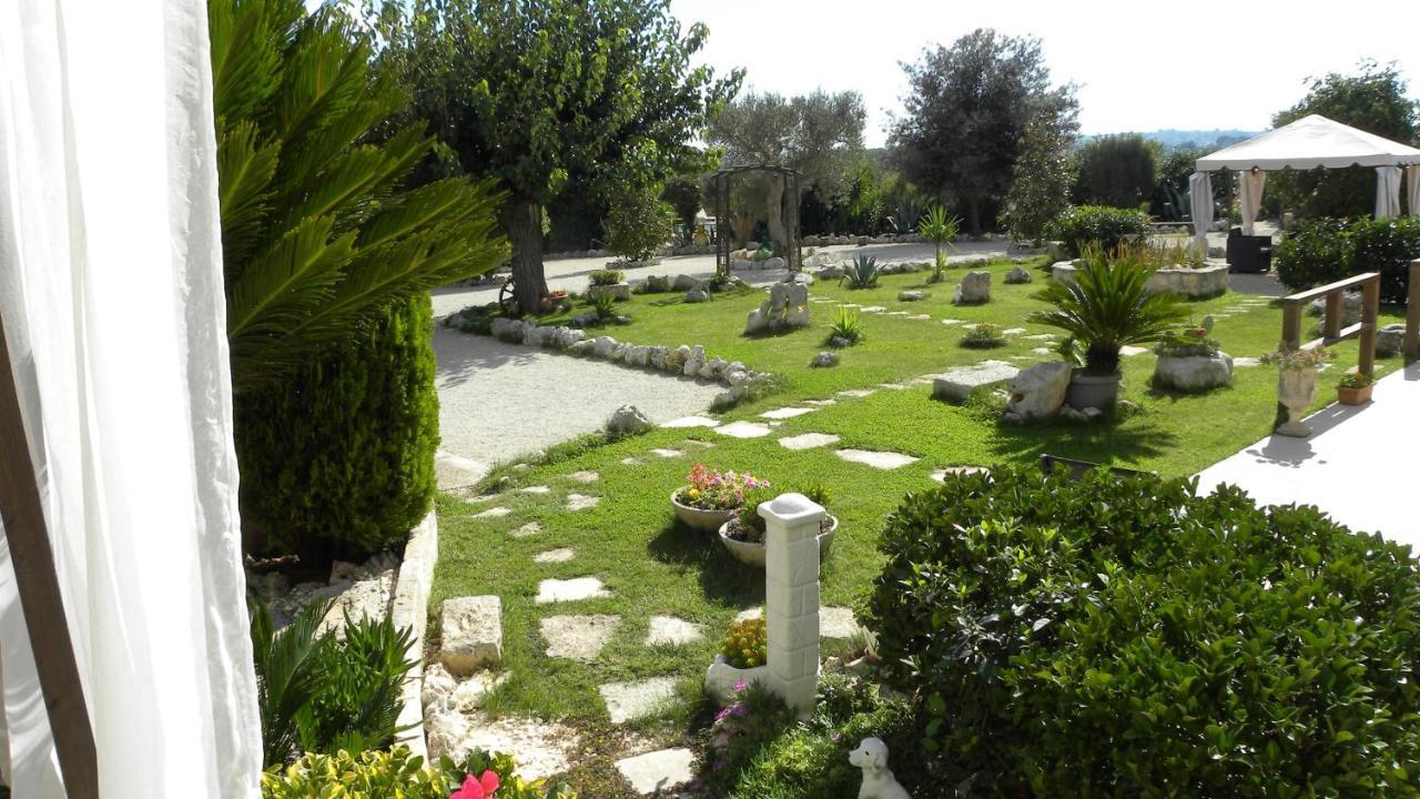 Trullicolarossa Villa Alberobello Buitenkant foto